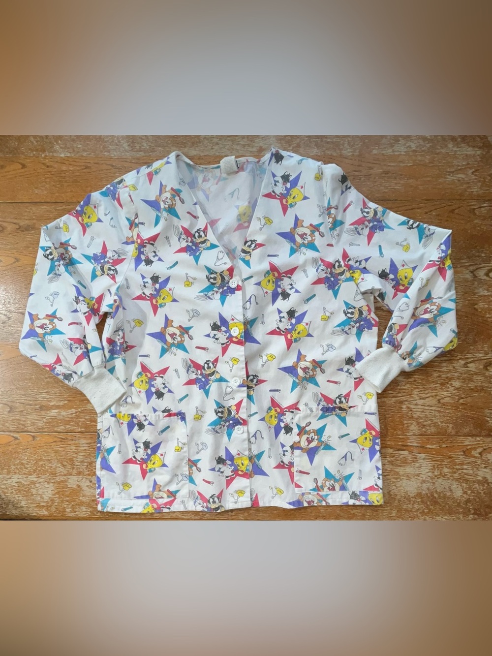 Vintage Y2K Looney Tunes button up scrub jacket size XL